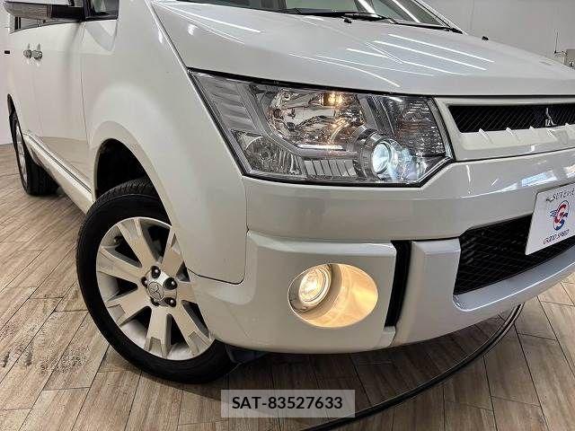Mitsubishi DELICA 2014-05 8335604-19