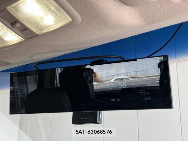 Mitsubishi DELICA 2015-06 8335600-14