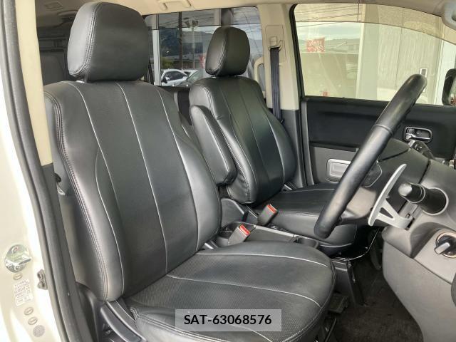 Mitsubishi DELICA 2015-06 8335600-17