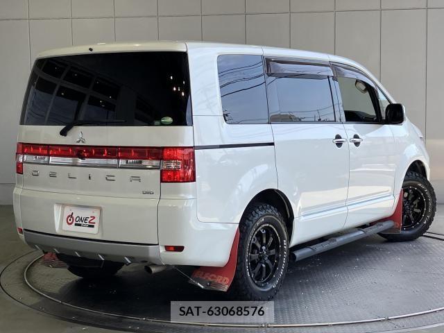 Mitsubishi DELICA 2015-06 8335600-26