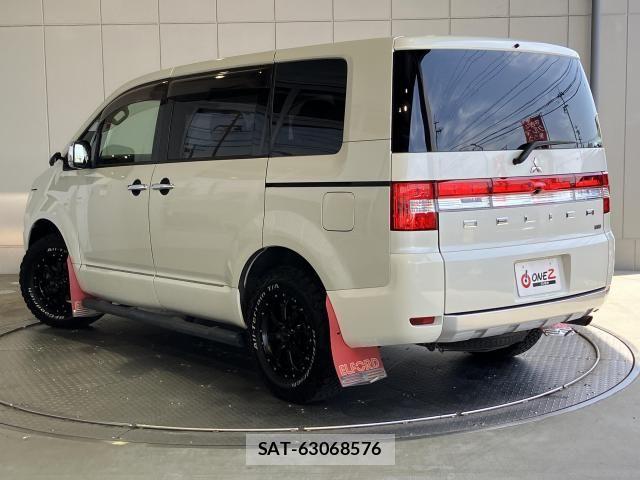 Mitsubishi DELICA 2015-06 8335600-28
