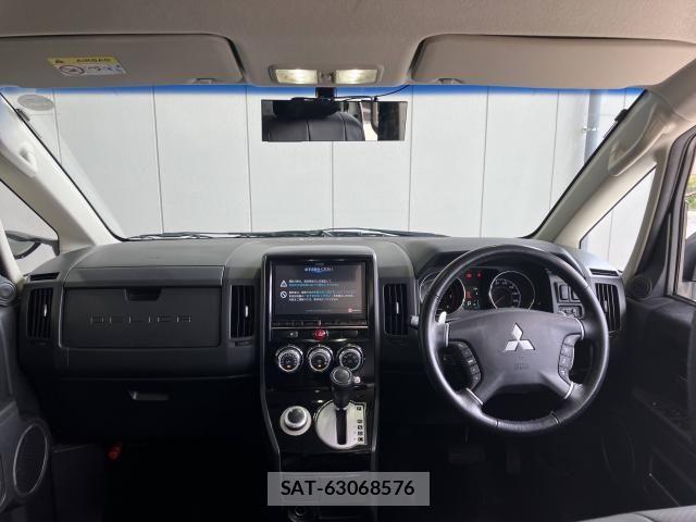 Mitsubishi DELICA 2015-06 8335600-6