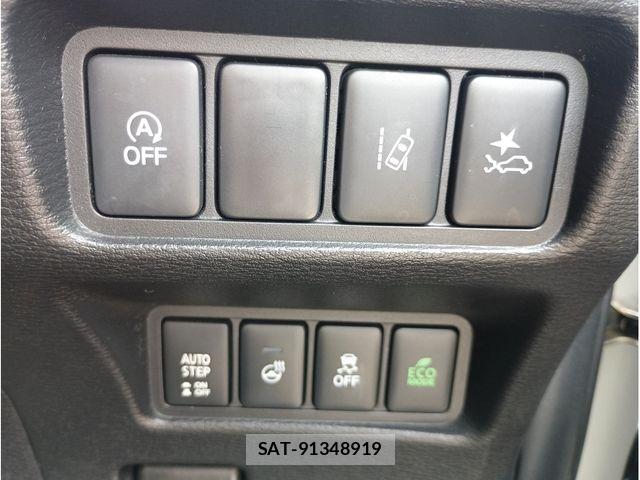 Mitsubishi DELICA 2022-05 8335599-9
