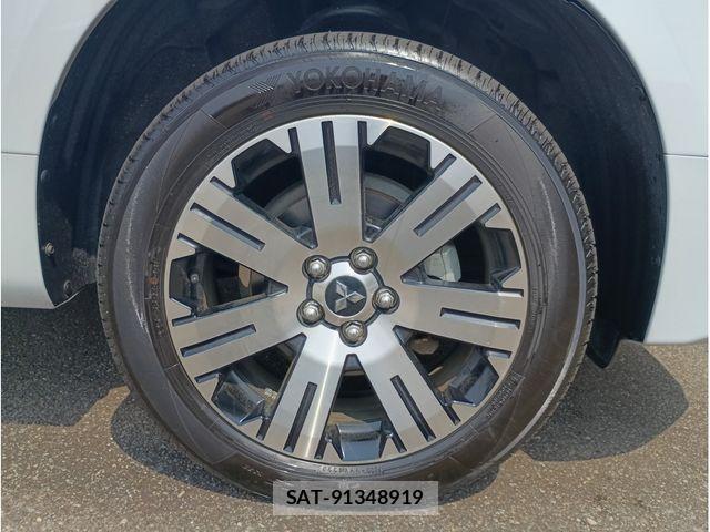 Mitsubishi DELICA 2022-05 8335599-15