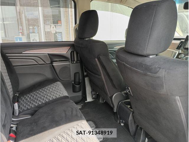 Mitsubishi DELICA 2022-05 8335599-4