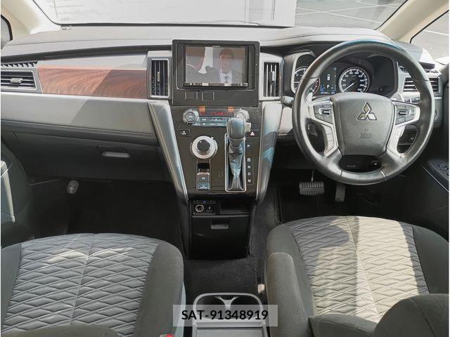 Mitsubishi DELICA 2022-05 8335599-5