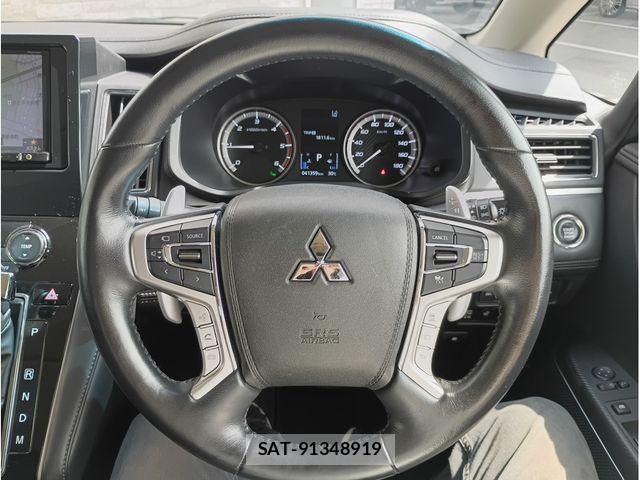 Mitsubishi DELICA 2022-05 8335599-6