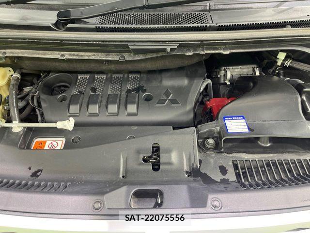 Mitsubishi DELICA 2023-07 8354317-18