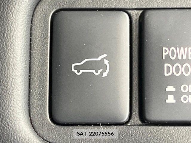 Mitsubishi DELICA 2023-07 8354317-6