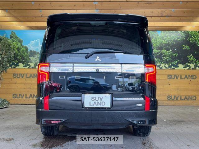 Mitsubishi DELICA 2019-05 8354320-14