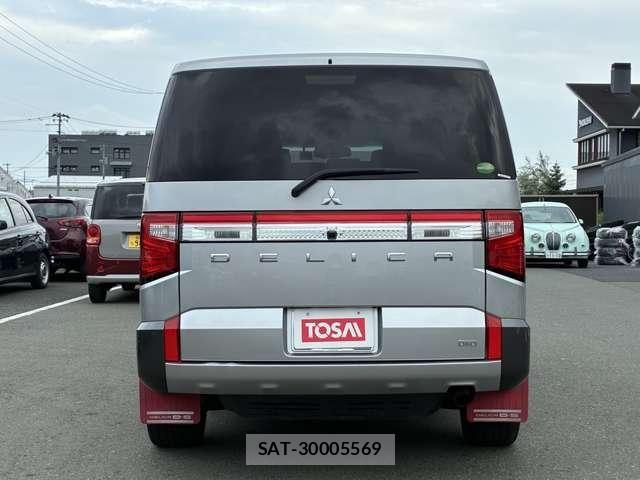 Mitsubishi DELICA 2021-03 8354319-17