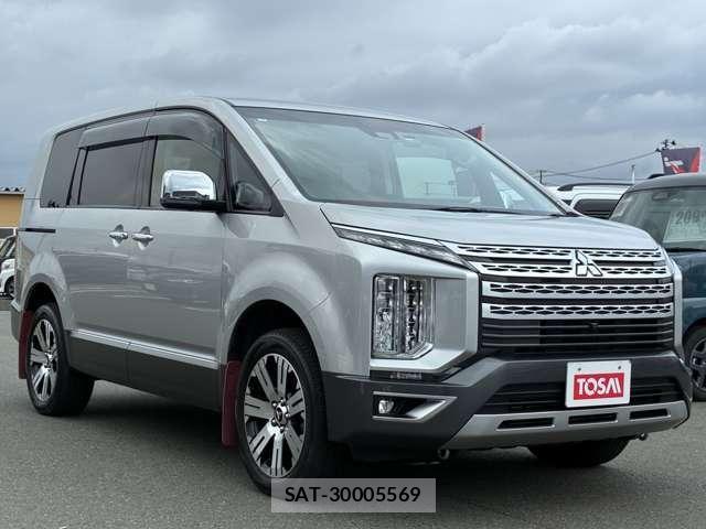 Mitsubishi DELICA 2021-03 8354319-18