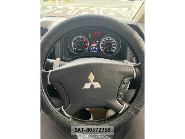 Mitsubishi DELICA 2013-01 8354323-12