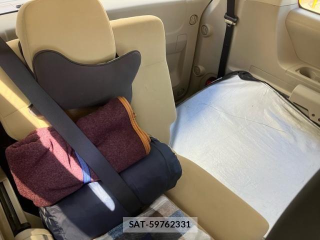 Mitsubishi DELICA 2012-01 8354324-10