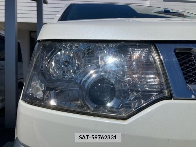 Mitsubishi DELICA 2012-01 8354324-4