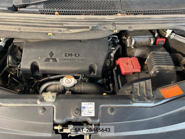 Mitsubishi DELICA 2016-02 8354321-18