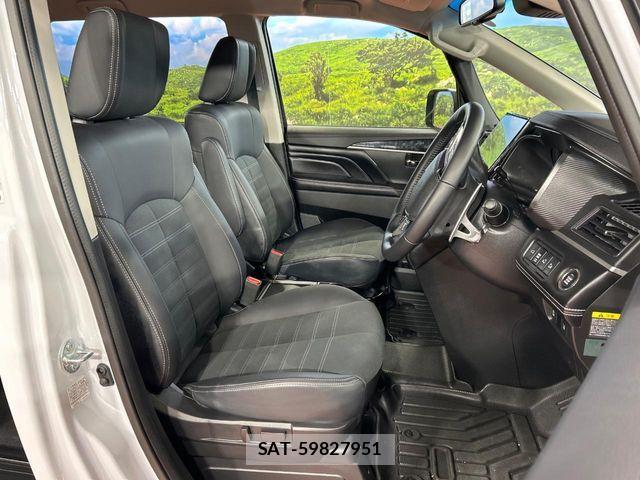Mitsubishi DELICA 2025-05 8354313-7