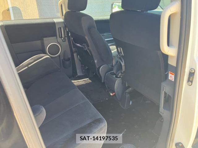 Mitsubishi DELICA 2007-09 8354322-11