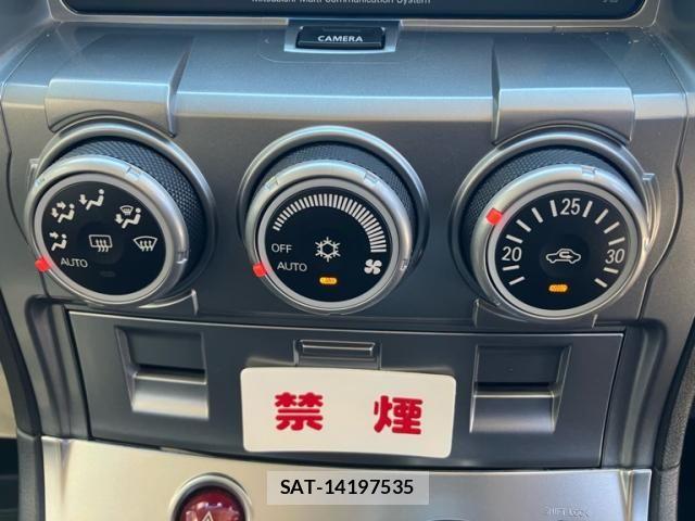 Mitsubishi DELICA 2007-09 8354322-19