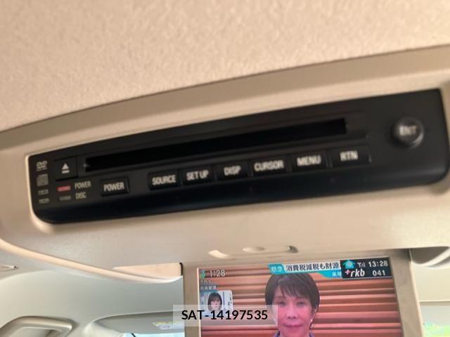 Mitsubishi DELICA 2007-09 8354322-22