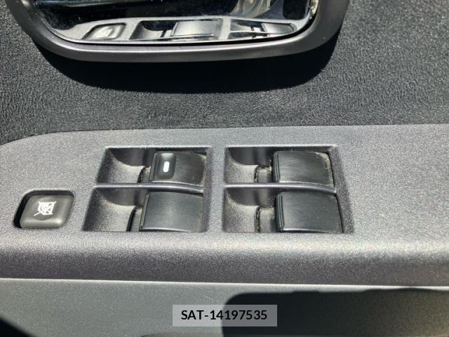 Mitsubishi DELICA 2007-09 8354322-24