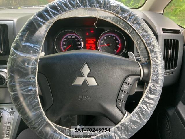 Mitsubishi DELICA 2008-09 8365615-21