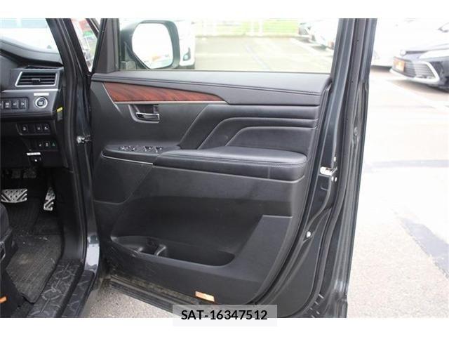 Mitsubishi DELICA 2024-03 8365600-29