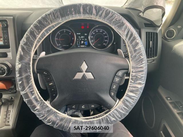 Mitsubishi DELICA 2014-01 8365611-16