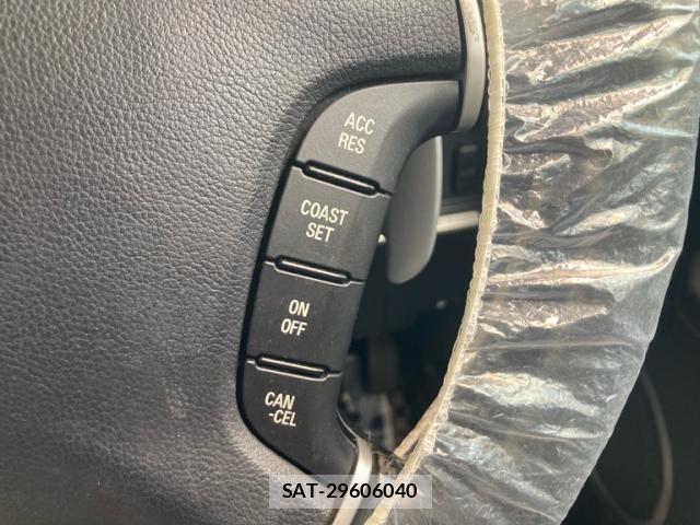 Mitsubishi DELICA 2014-01 8365611-17
