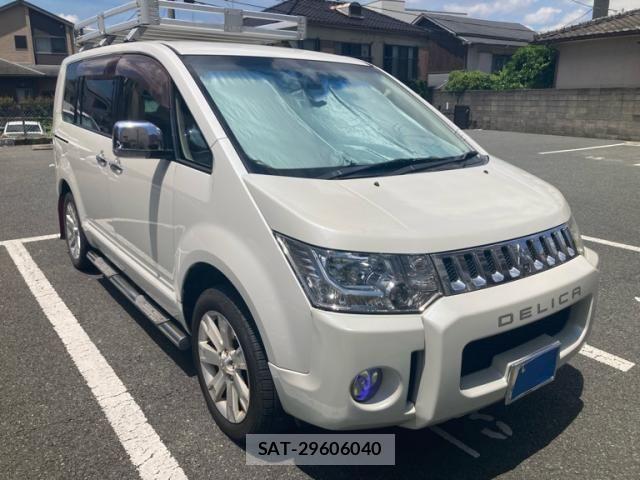 Mitsubishi DELICA 2014-01 8365611-1