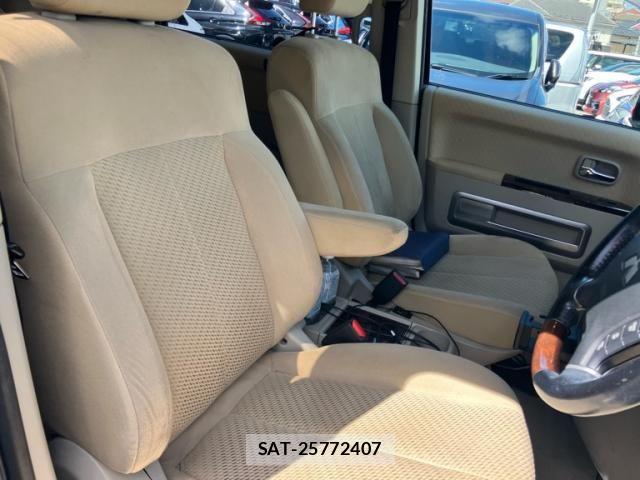Mitsubishi DELICA 2010-01 8365613-13