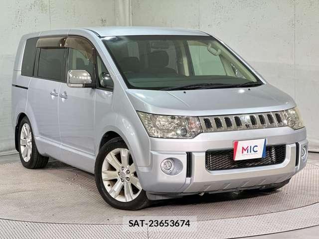 Mitsubishi DELICA 2008-07 8365610-1
