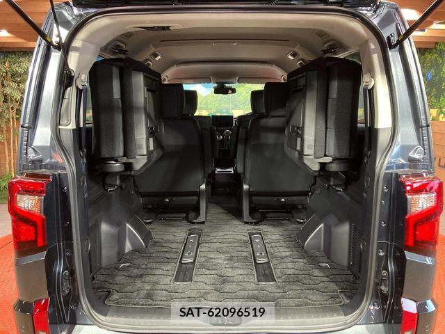 Mitsubishi DELICA 2026-04 8365588-10