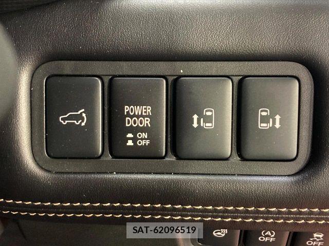Mitsubishi DELICA 2026-04 8365588-4