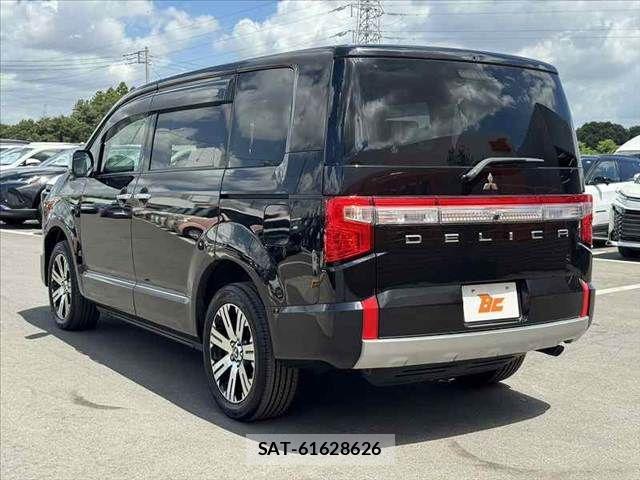 Mitsubishi DELICA 2022-06 8365598-12