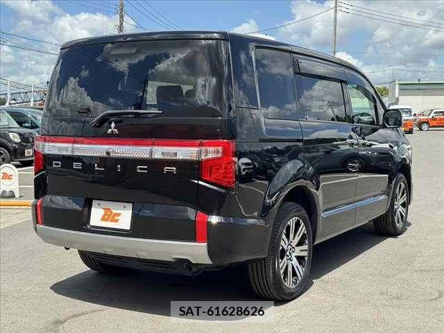 Mitsubishi DELICA 2022-06 8365598-14