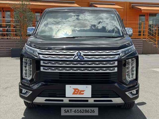 Mitsubishi DELICA 2022-06 8365598-8