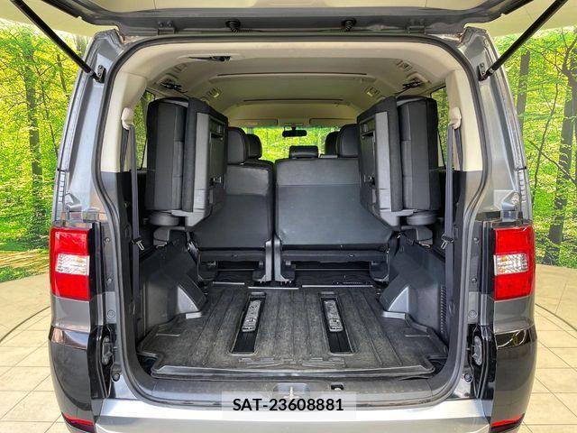 Mitsubishi DELICA 2018-10 8365604-10