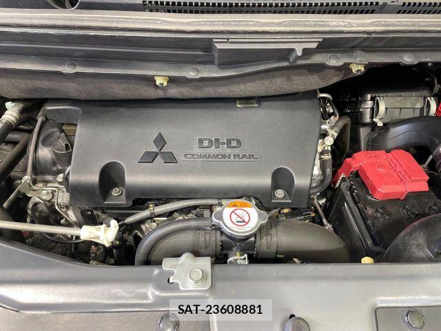 Mitsubishi DELICA 2018-10 8365604-17