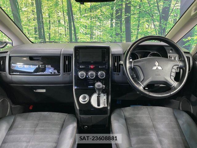 Mitsubishi DELICA 2018-10 8365604-1