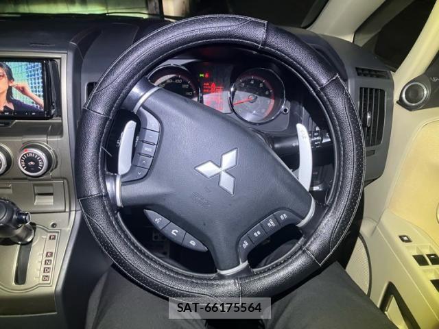Mitsubishi DELICA 2007-12 8365614-14