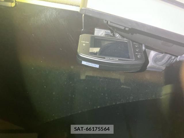 Mitsubishi DELICA 2007-12 8365614-21