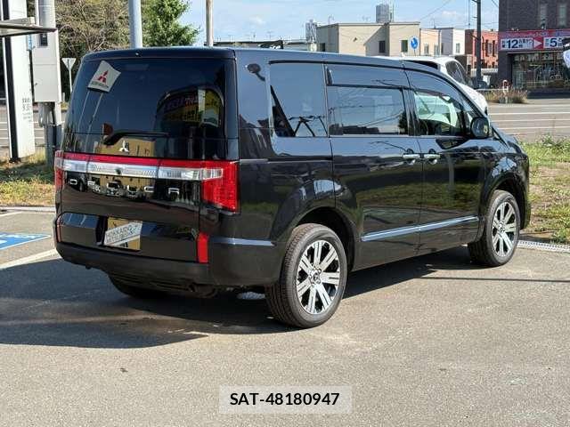 Mitsubishi DELICA 2023-02 8365592-11