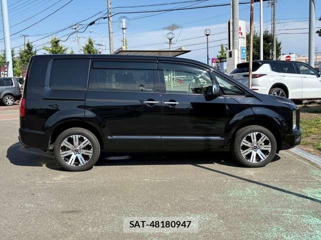 Mitsubishi DELICA 2023-02 8365592-12