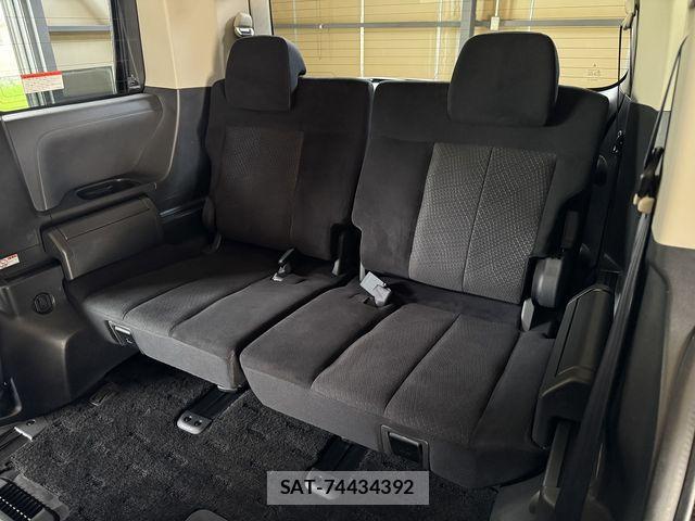 Mitsubishi DELICA 2013-02 8365608-10