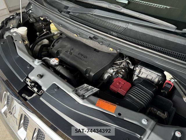 Mitsubishi DELICA 2013-02 8365608-19