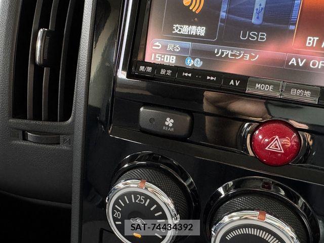 Mitsubishi DELICA 2013-02 8365608-28