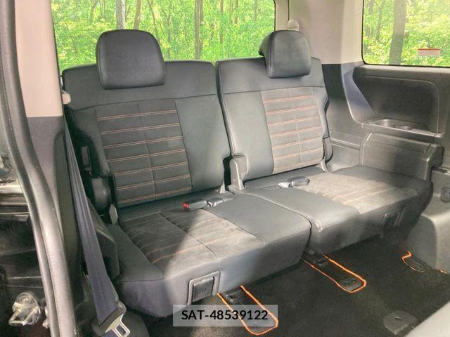 Mitsubishi DELICA 2018-06 8365602-9