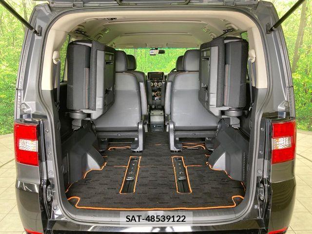 Mitsubishi DELICA 2018-06 8365602-10