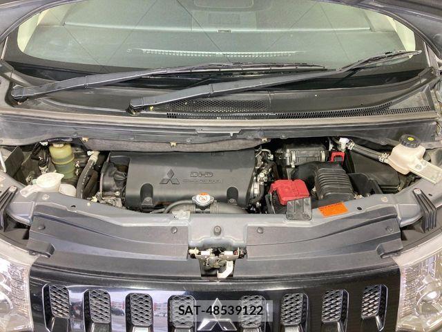 Mitsubishi DELICA 2018-06 8365602-17